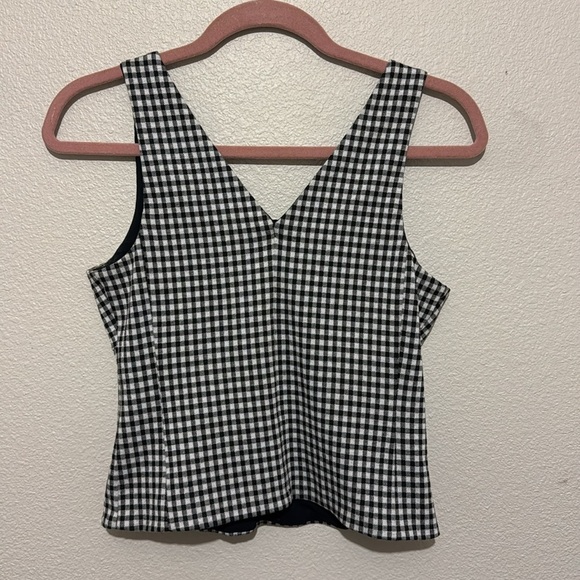 Cabi Bombshell Black & White Checkered V-Neck Tank Top - Picture 7 of 8